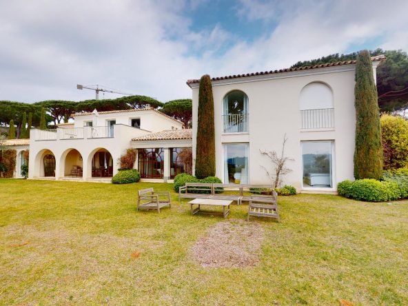 Des_Parcs_Facade-maison-3