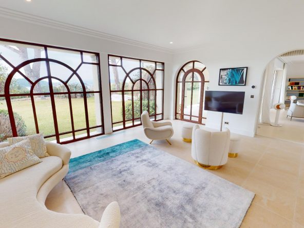 Des_Parcs_salle-TV