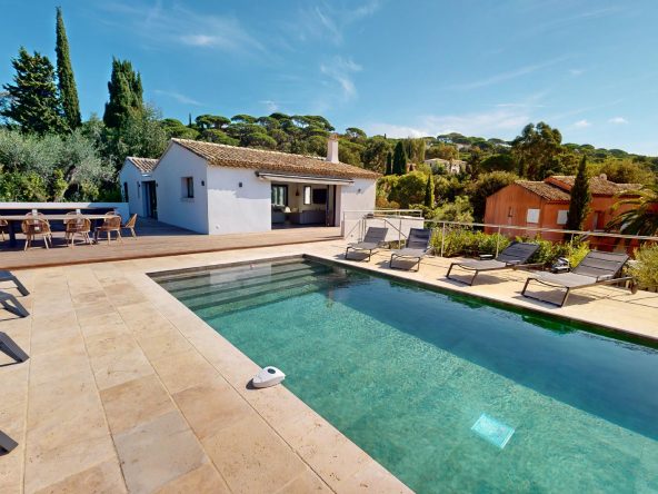 Gigaro-PISCINE(1)