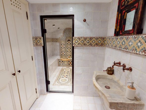Gold_Belle-Isn-Hammam