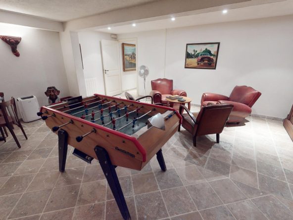 Gold_Belle-Isn-Salle-de-jeu