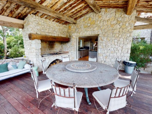 LaSource-TERRASSE-BBQ-13