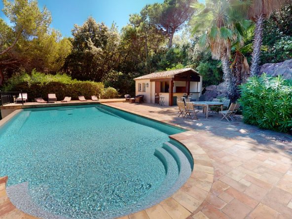 Sunbeach_Parcs-Piscine(1)