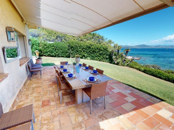 Sunbeach_Parcs-Table-a-manger-exterieure(1)